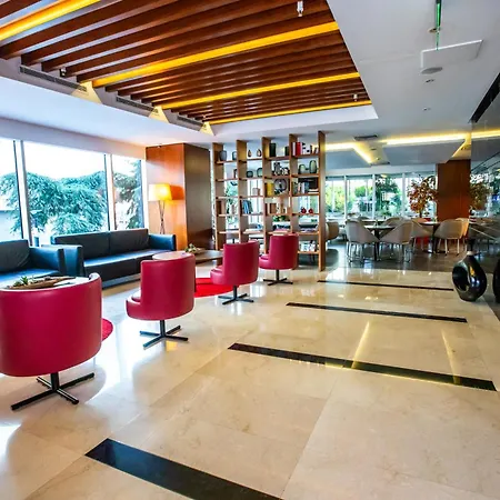 Ramada Encore Kartal 4* イスタンブール