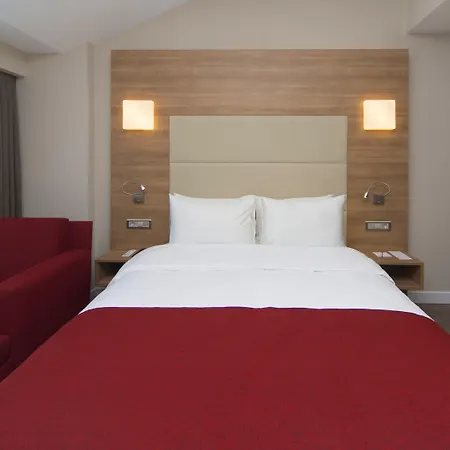 ホテル Ramada Encore Kartal イスタンブール