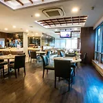 Hotel Ramada Encore Kartal