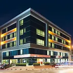 Ramada Encore Kartal 4*