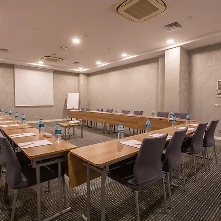 Ramada Encore Kartal 4* Isztambul