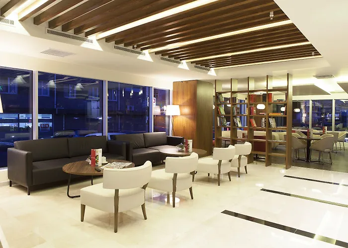 Hotel Ramada Encore Kartal