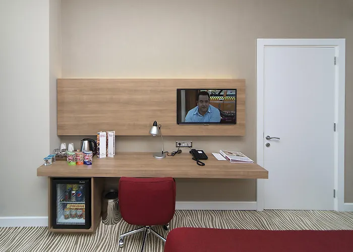 Ramada Encore Kartal Hotel 4*