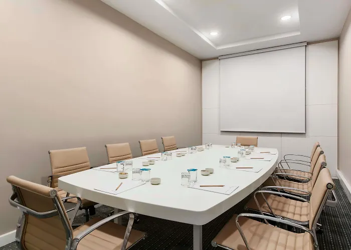 Ramada Encore Kartal Hotel 4*