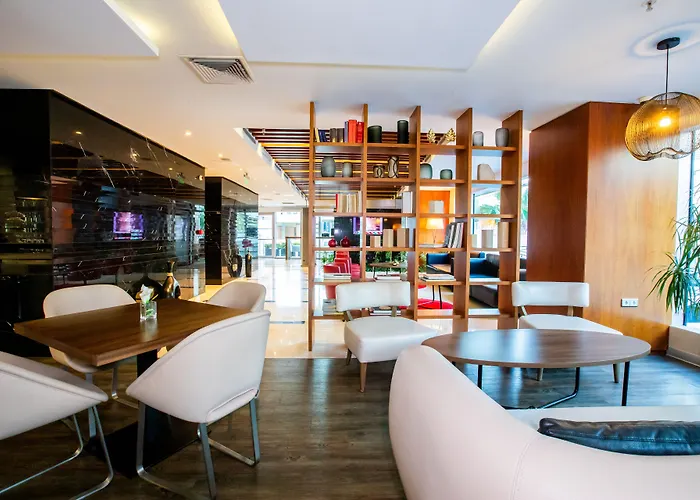 Hotel Ramada Encore Kartal 4*