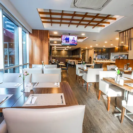 Ramada Encore Kartal Hotell